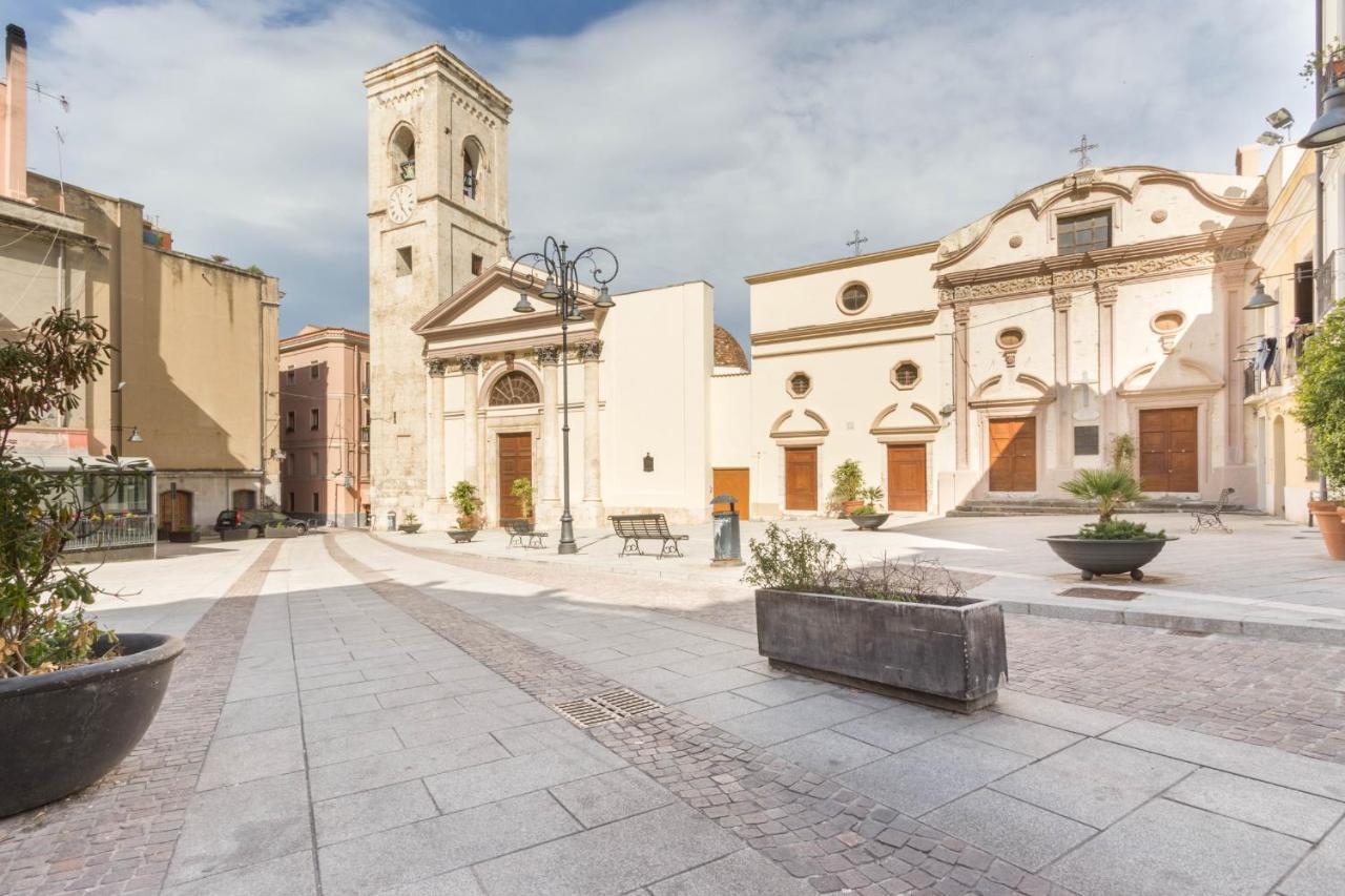 Via San Giacomo 10 Cagliari Exteriör bild